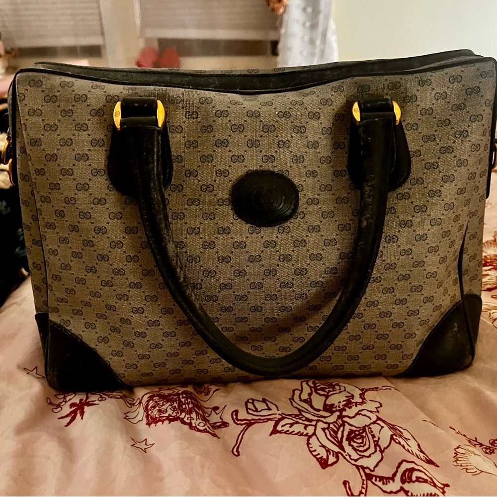 Vinta Gucci medicine bag